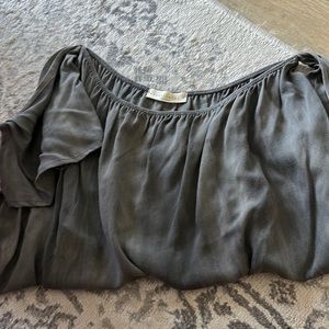 Gray cold shoulder blouse, short flutter sleeve, size small